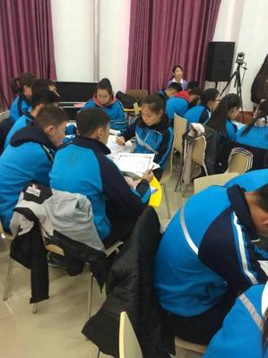 中考分流政策頒布后為何反對之聲那么大,因為家長們舐犢情深