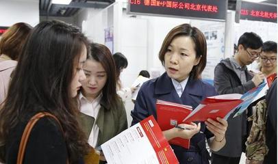 考上了讀不起，學歷又不值錢 民辦高校學子的進退兩難